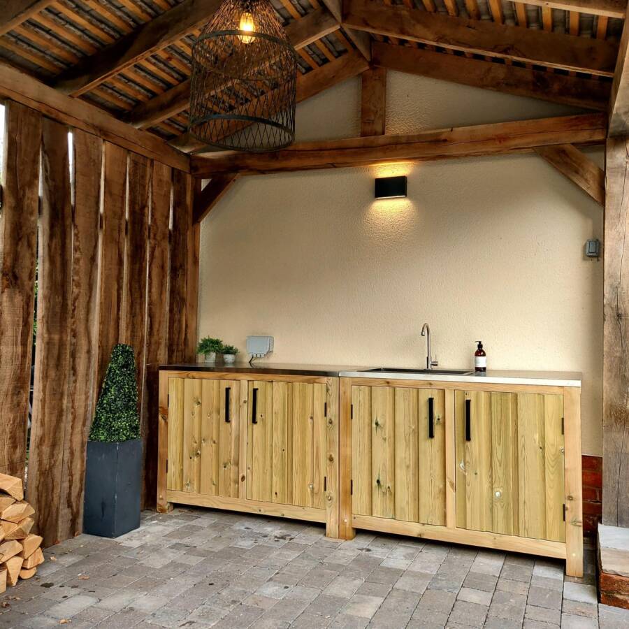 Why an outdoor kitchen is the perfect addition to your garden this summer image